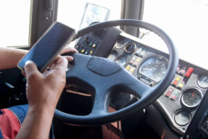 driver using smartphone